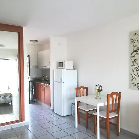 Playa Roca Cosy - Seafront Pool Complex * Costa Teguise