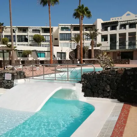 Playa Roca Cosy Studio - Seafront Pool Complex Costa Teguise